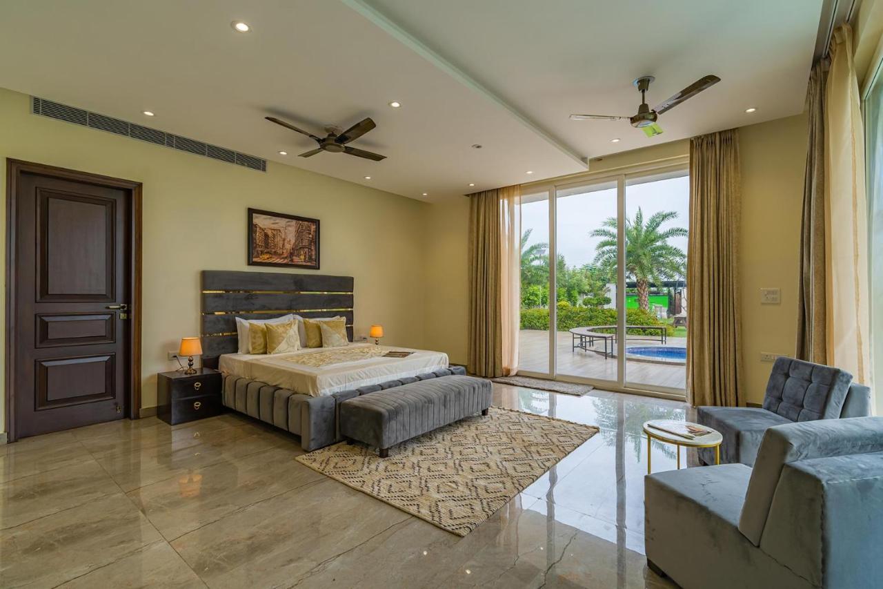 Stayvista At Blanc Belle With Outdoor Pool Sohna المظهر الخارجي الصورة