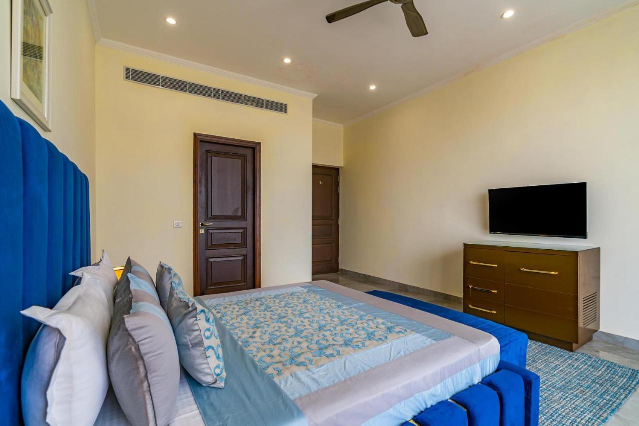Stayvista At Blanc Belle With Outdoor Pool Sohna المظهر الخارجي الصورة