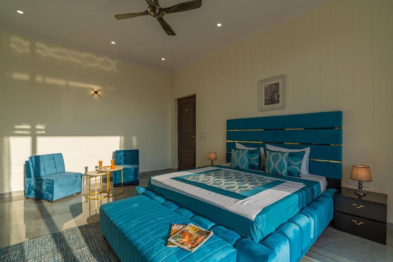 Stayvista At Blanc Belle With Outdoor Pool Sohna المظهر الخارجي الصورة