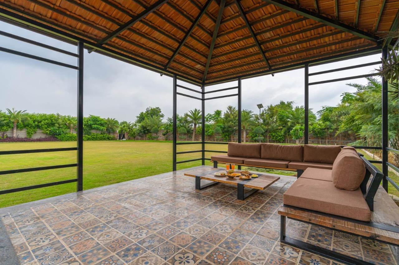 Stayvista At Blanc Belle With Outdoor Pool Sohna المظهر الخارجي الصورة